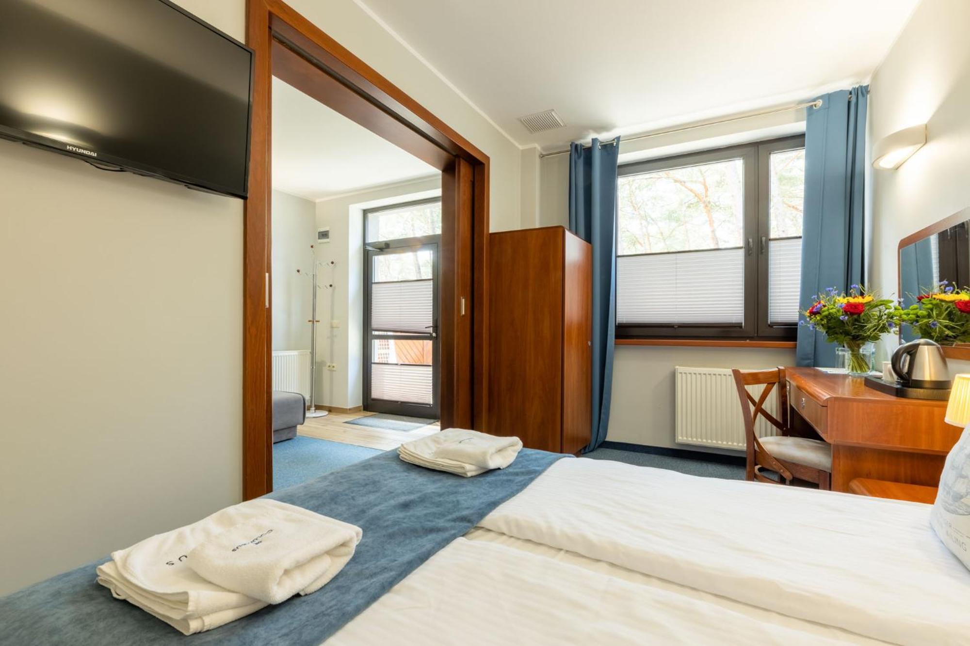 Hotel Columbus Rowy  Esterno foto